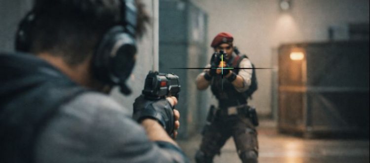Valorant counter-strafe demonstration in esports training environment